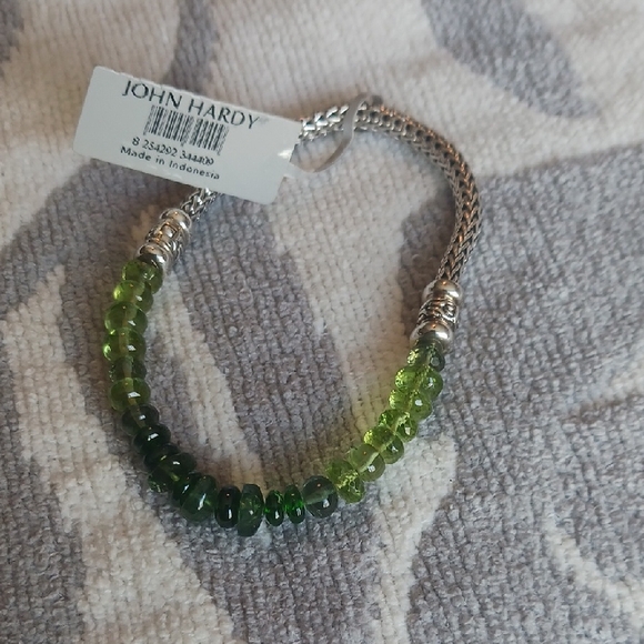 John Hardy Classic Chain Woven Bracelet, Green Gemstones, Size M, New With Tags - Picture 1 of 6
